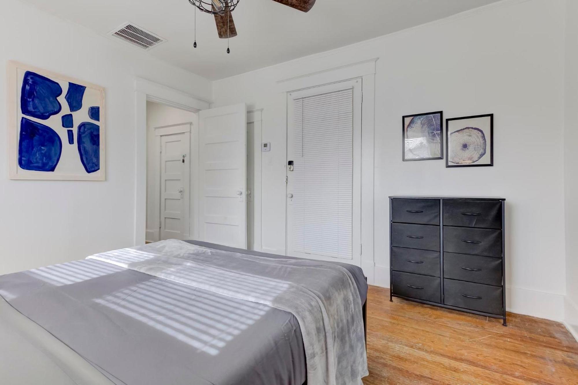 Charming Cooper-Young Flat In The Heart Of Memphis Exterior photo