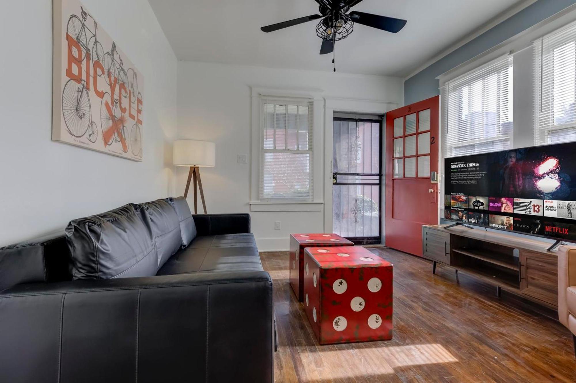 Charming Cooper-Young Flat In The Heart Of Memphis Exterior photo