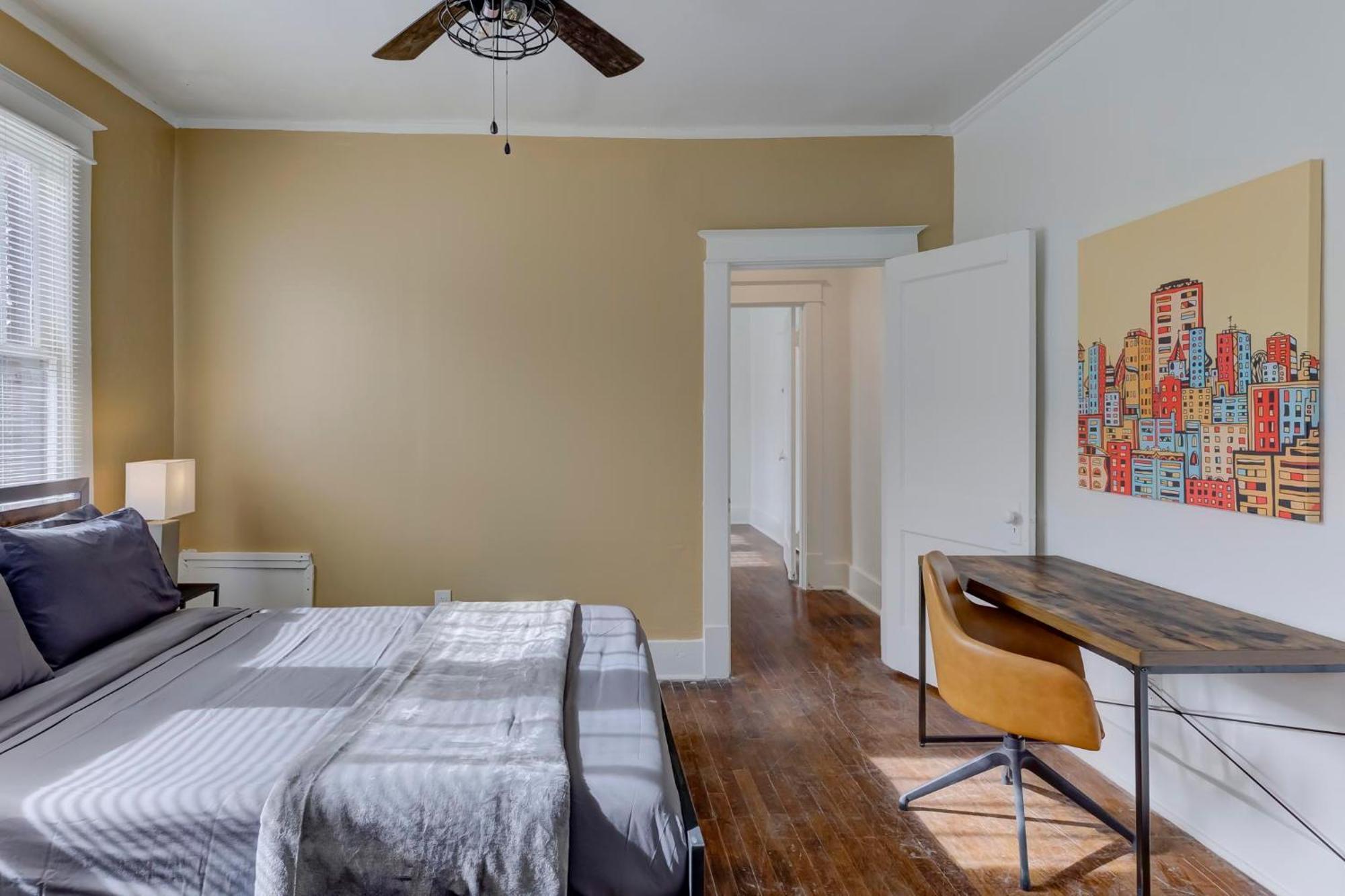 Charming Cooper-Young Flat In The Heart Of Memphis Exterior photo